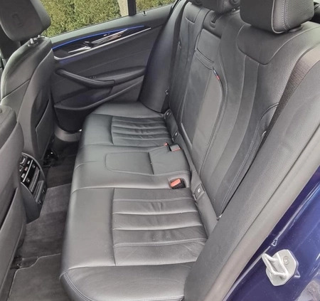 BMW Seria 5 cena 165000 przebieg: 140000, rok produkcji 2017 z Krzeszowice małe 781